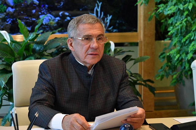 Минниханов рассказал, как Татарстан будет бороться с дефицитом кадров