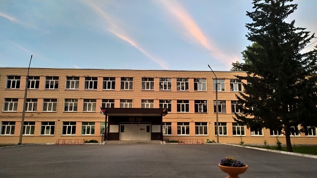 Школы Казани вновь получили анонимные сообщения с угрозами о минировании