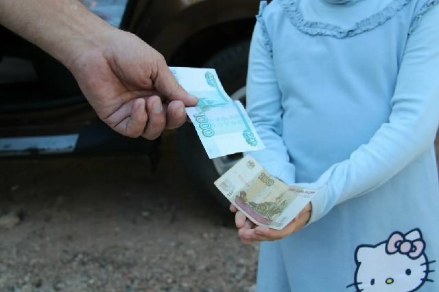 Казанец выплатил чаду алименты в 367 000 рублей, чтобы забрать из роддома новую жену