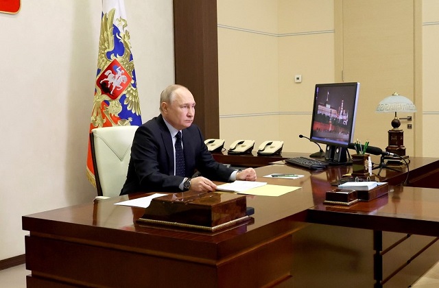 Президент России увеличил штрафы за нарушение порядка в суде