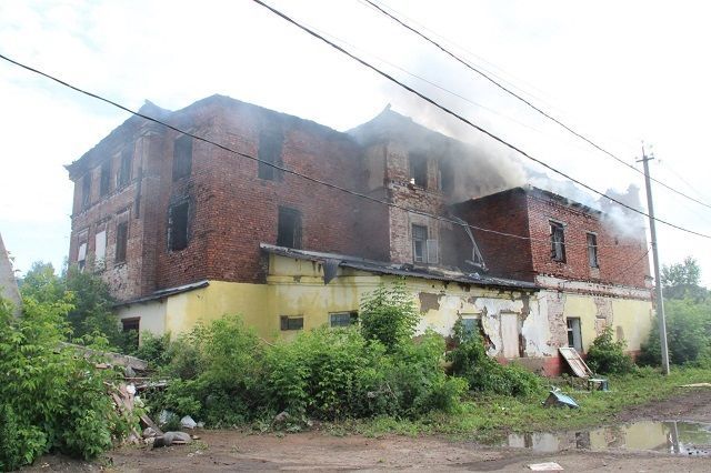 После поджога исторического здания в Елабуге возбудили уголовное дело о халатности