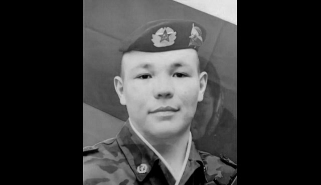 В Татарстане в последний путь проводили погибшего в СВО бойца Евгения Воробьева