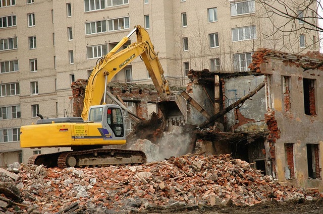 Власти Казани распорядились снести пять незаконных построек и здание на улице Габишева