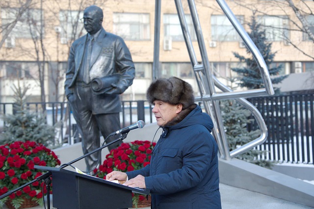 Минниханов принял участие в открытии памятника авиаконструктору Туполеву в Москве