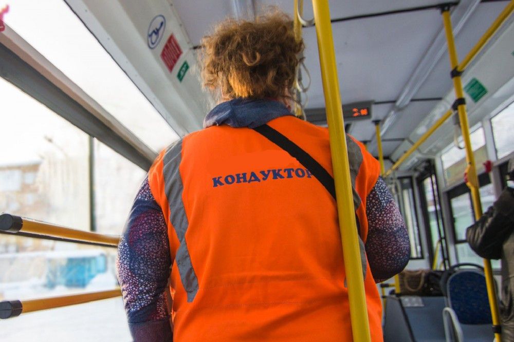В Казани кондуктор автобуса выдавал «бумажки» вместо билетов