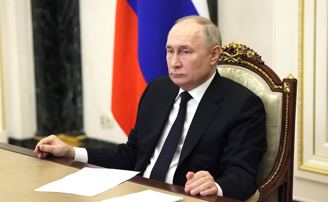 Президент России: террористы хотели посеять панику, а встретили единение