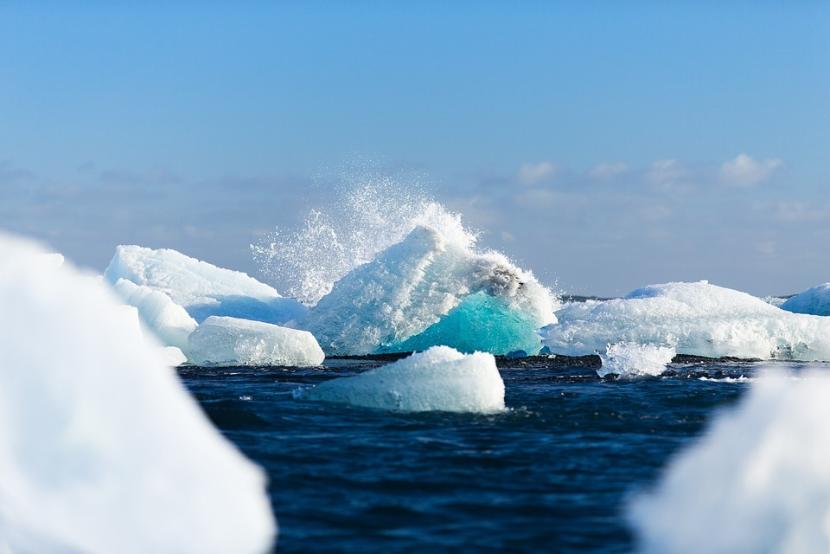 В канадской Арктике в водоемах найдены волокна от джинсов
