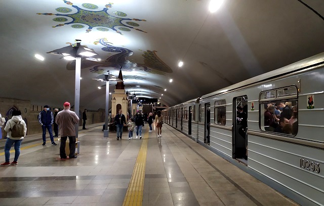 В Казани проезд в метро за наличные подорожал до 36 рублей