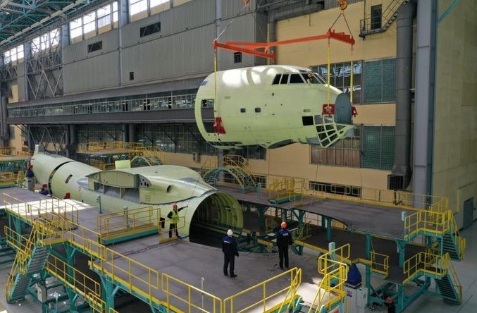 На авиазаводе в Казани с нуля собрали глубоко модернизированный Ту-160М