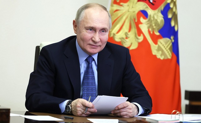 Путин распорядился направить на нацпроект «Экология» 600 млрд  рублей