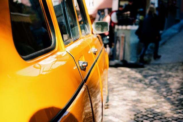 В Татарстане установили единый цвет для такси