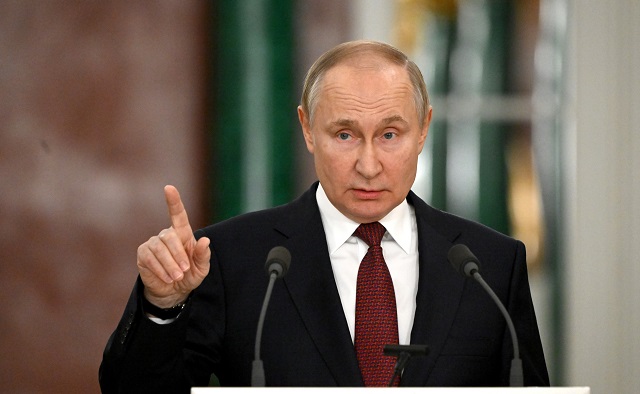 Путин заявил о готовности 99,9% россиян положить все в интересах Родины