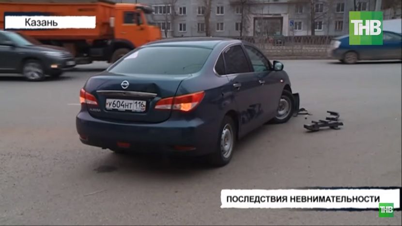 Из-за невнимательности автоледи в Казани произошла массовая авария