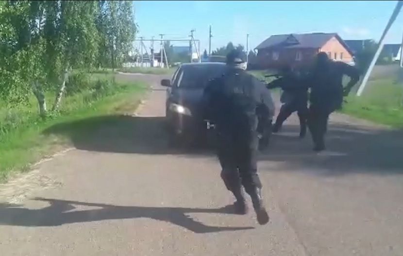 В Татарстане ликвидировали банду, которой управлял вор в законе из Оренбурга