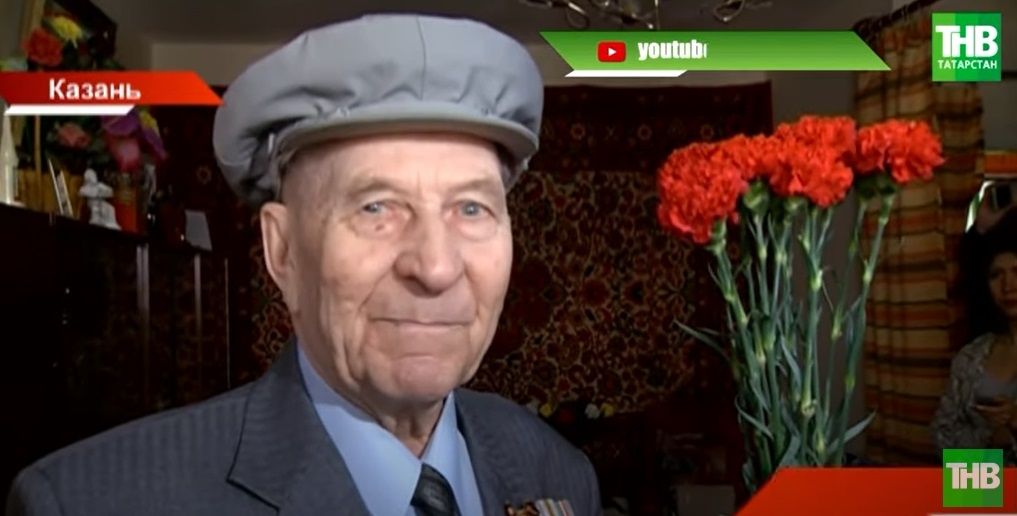 В Казани ко Дню Победы проехала военная техника - видео