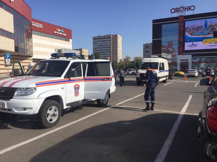 В Казани экстренно эвакуировали персонал и посетителей ТРК «Тандем»