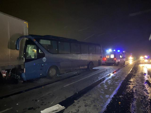 В Башкирии автобус с пассажирами попал в массовое ДТП, есть жертвы