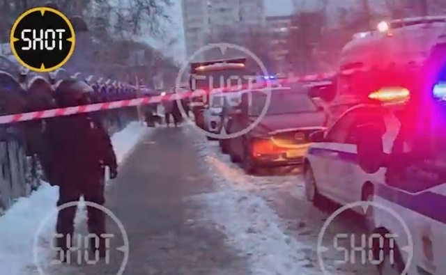 Два человека погибли при стрельбе в МФЦ на юго-востоке Москвы