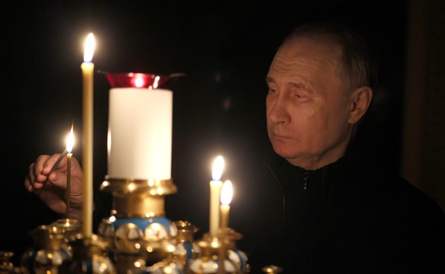 Путин почтил память погибших в результате теракта в «Крокусе»