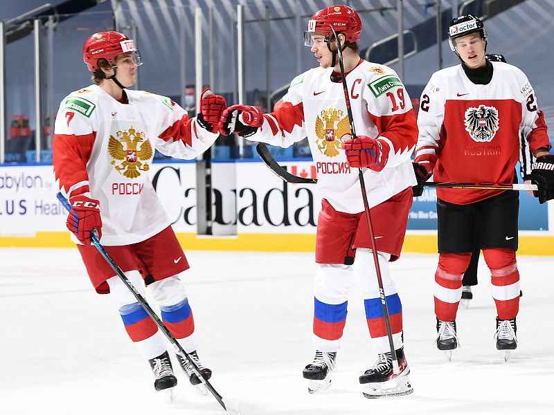 Россия разгромила Австрию на молодежном чемпионате мира по хоккею