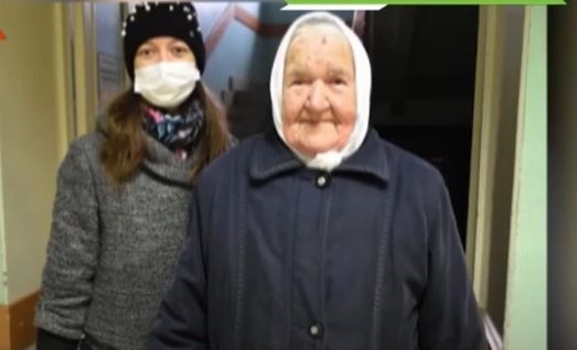 В Нижнекамске 90-летняя Гадиля Гатауллина победила коронавирус - видео