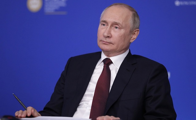 Кремль: Путин дал указания после атаки беспилотников на Москву