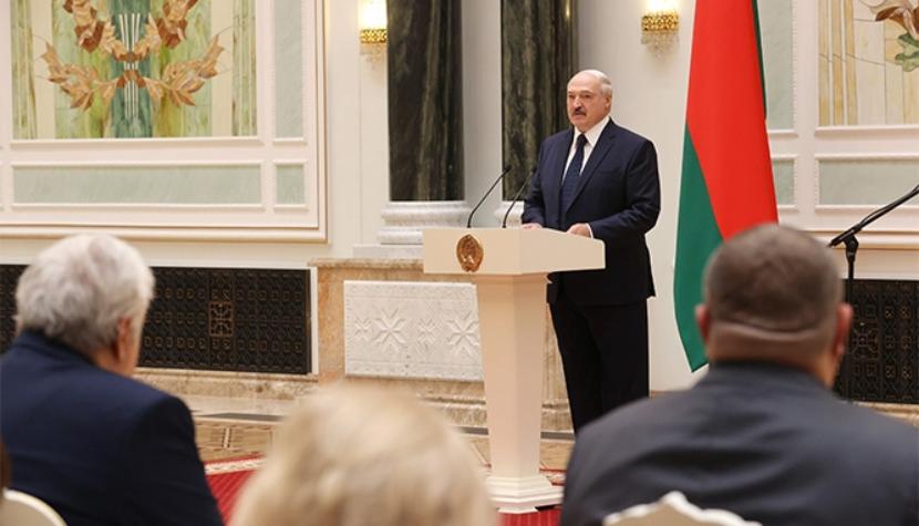 Более половины россиян верят в победу Лукашенко на выборах