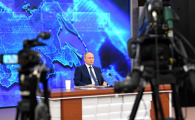 ТНВ Владимир Путинның зур матбугат конференциясен онлайн күрсәтә