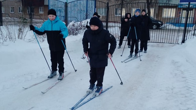 В Татарстане дети с ОВЗ сдали нормы ГТО по бегу на лыжах в рамках нацпроекта