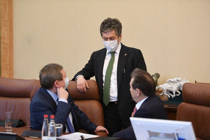 Очередное заседание совета директоров «Татнефти» прошло в масках