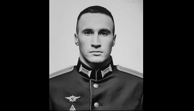 В Татарстане простились с погибшим в СВО 26-летним лейтенантом Геннадием Командовым