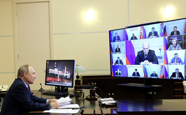 Минниханов принял участие в заседании Совета по стратегическому развитию и нацпроектам