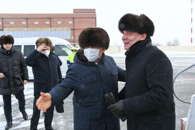 Минниханов встретил в аэропорту «Бегишево» вице-премьра РФ Юрия Борисова