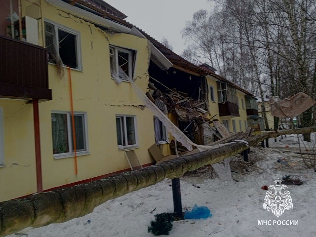 МЧС сообщило о взрыве бытового газа в одном из домов в поселке Осиново