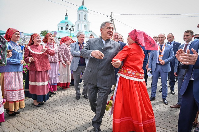 Рустам Минниханов назначил дату проведения праздника «Каравон»