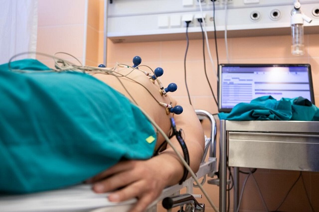 В Казани врачи РКБ 16 раз реанимировали 49-летнего пациента с инфарктом