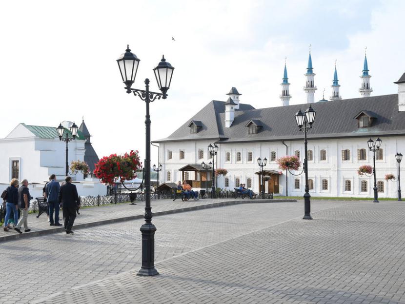 В Казани для посещений закрыли территорию кремля и ряд музеев