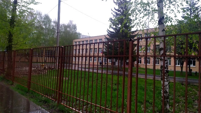 Неизвестные сообщили о минировании 58 школ Казани