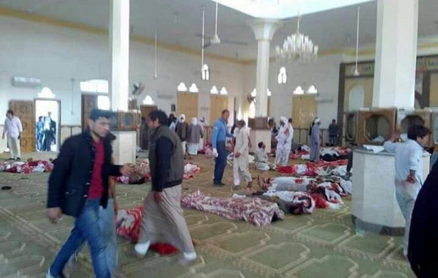 В результате взрыва прогремевшего в мечети Афганистана погибли около 100 человек