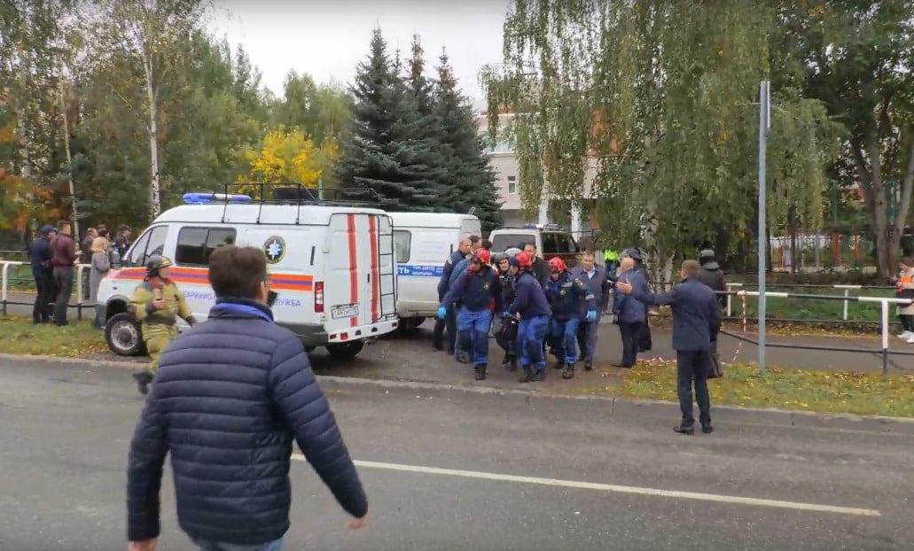 Глава Удмуртии сообщил о состоянии детей, раненых при нападении на школу Ижевска