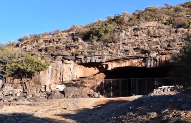 В африканской пещере исследователи нашли следы древнейшего поселения людей