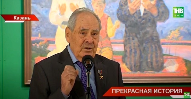 Минтимер Шаймиев открыл в Казанском Кремле выставку «С Востока свет» - видео