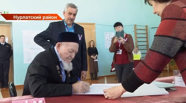 Старейший житель татарстанского села Чулпаново проголосовал на выборах Президента РФ