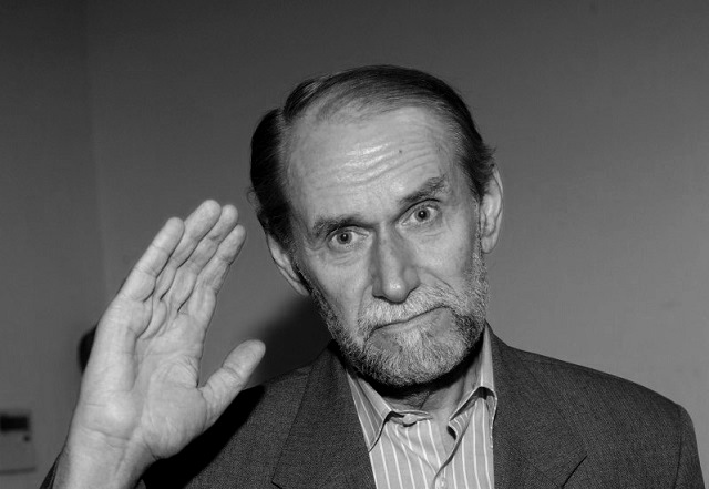 Танылган Россия язучы-сатиригы Виктор Коклюшкин вафат