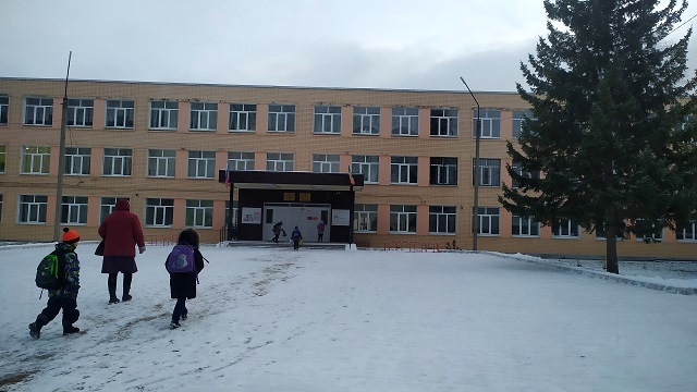 В Казани в 37 детсадах и школах отремонтировали крыши на 57 млн рублей