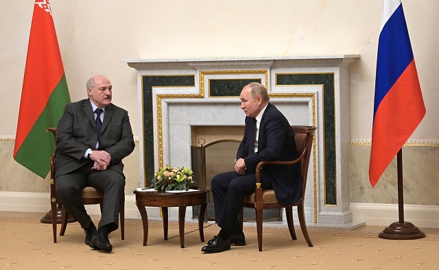 Лукашенко пожаловался на Путина – видео