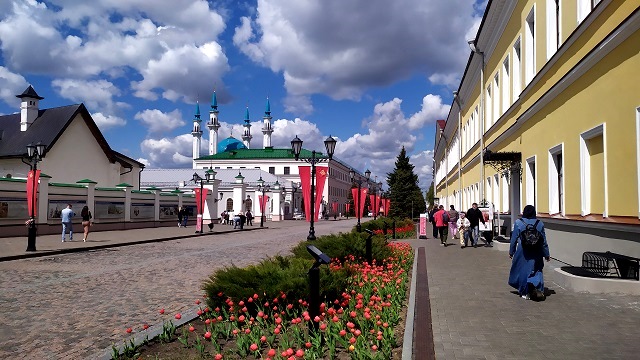 Май бәйрәмнәрендә Казанга 200 000 турист килгән