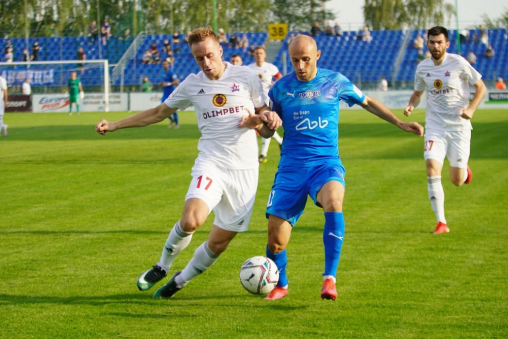 «КАМАЗ» обыграл «СКА-Хабаровск» и вышел в лидеры Первой лиги