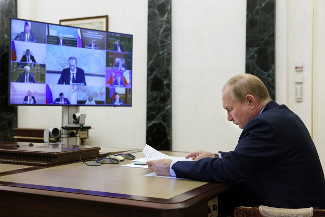 Владимир Путин провёл совещание с правительством о ходе поэтапной газификации страны