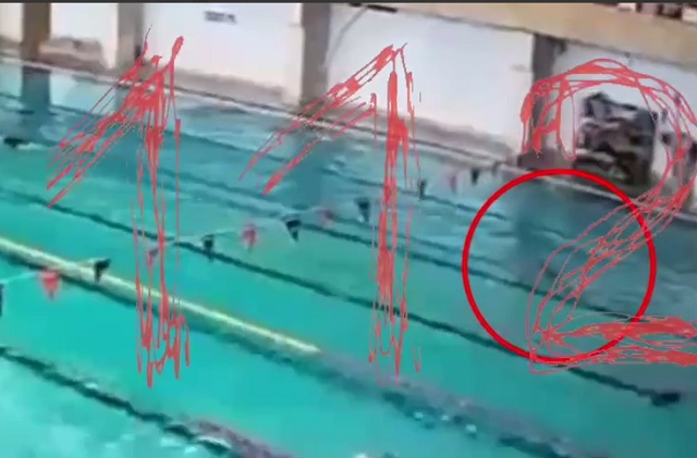 В соцсетях опубликовали видео гибели 13-летней девочки в московском бассейне
